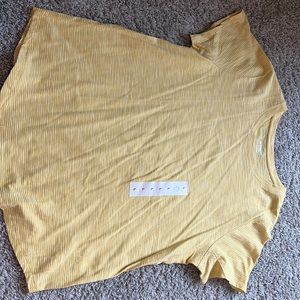 Old navy tee